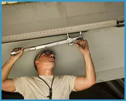 United Garage Door San Antonio, TX 210-245-5752 - sidebar-door-install-15-05m